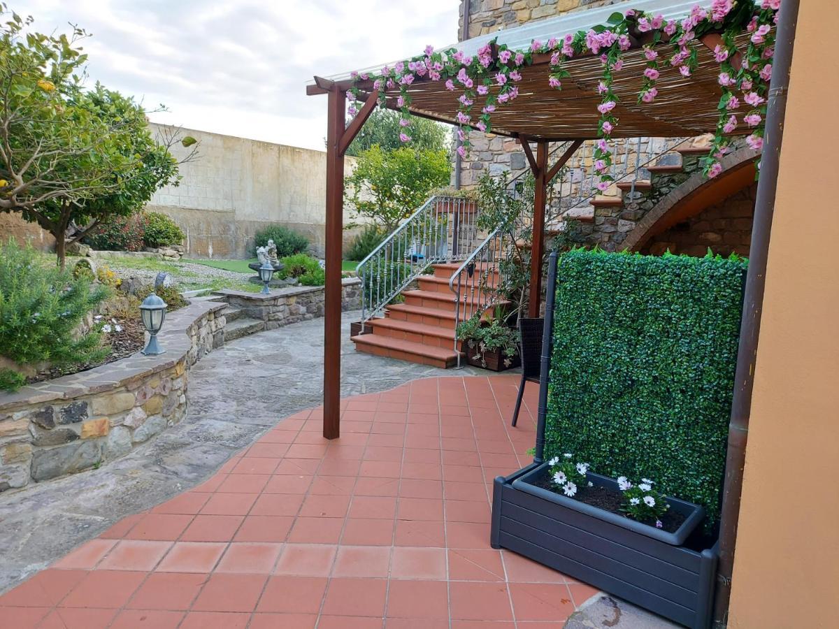 B&B Villa Martina Sardara Bagian luar foto