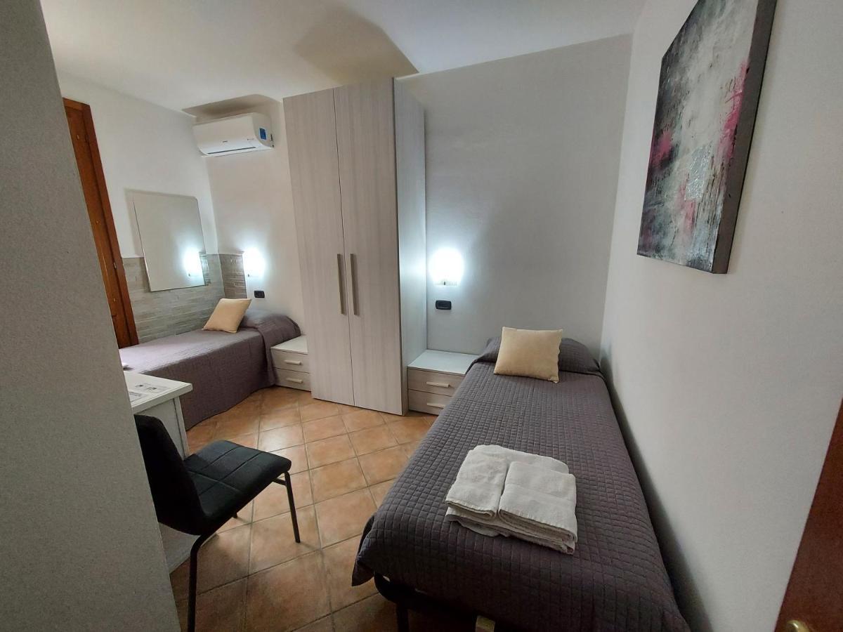 B&B Villa Martina Sardara Bagian luar foto