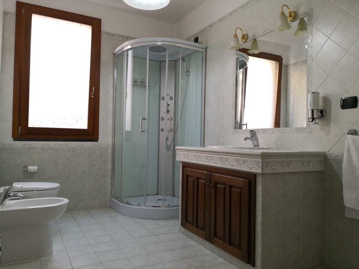 B&B Villa Martina Sardara Bagian luar foto