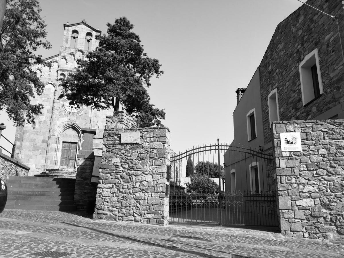 B&B Villa Martina Sardara Bagian luar foto
